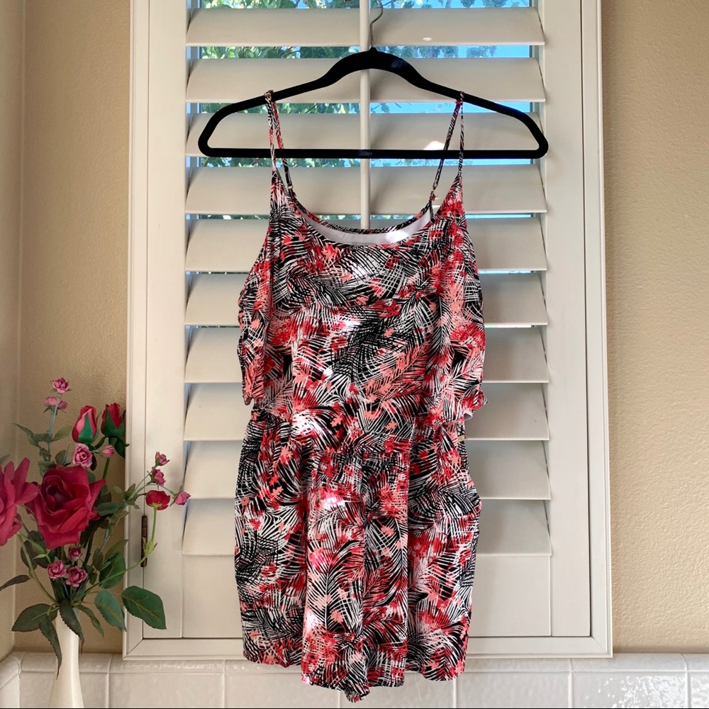 GUESS Leaf-print Ruffled Romper (Size S)